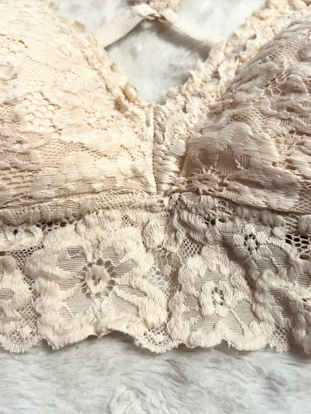 Cream Floral Lace Racerback Bralette Size Medium Wireless Comfort Bra